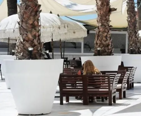 Hotel Miraya