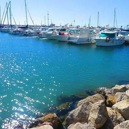 Szálloda Miraya Torre Del Mar